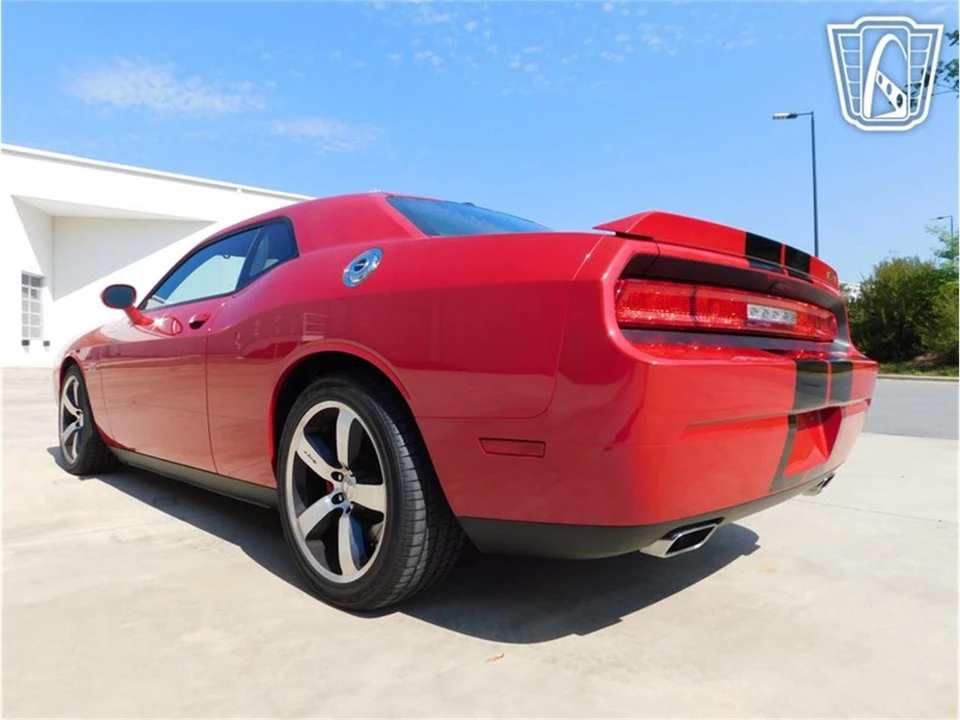 2011 Dodge Challenger 3rd Gen - Image 18 of 31
