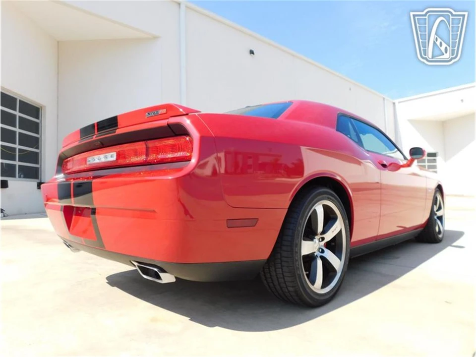 2011 Dodge Challenger 3rd Gen - Image 24 of 31