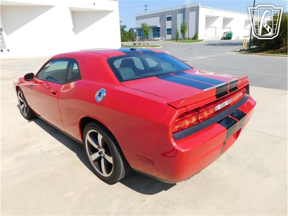 2011 Dodge Challenger 3rd Gen - Image 20 of 31