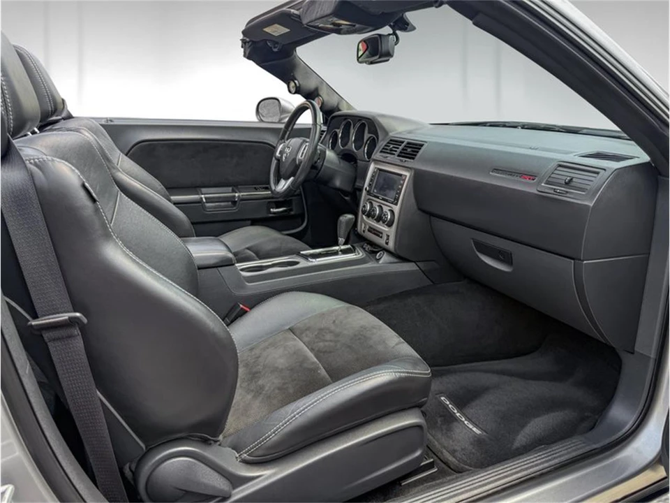 2011 Dodge Challenger 3rd Gen - Image 19 of 28