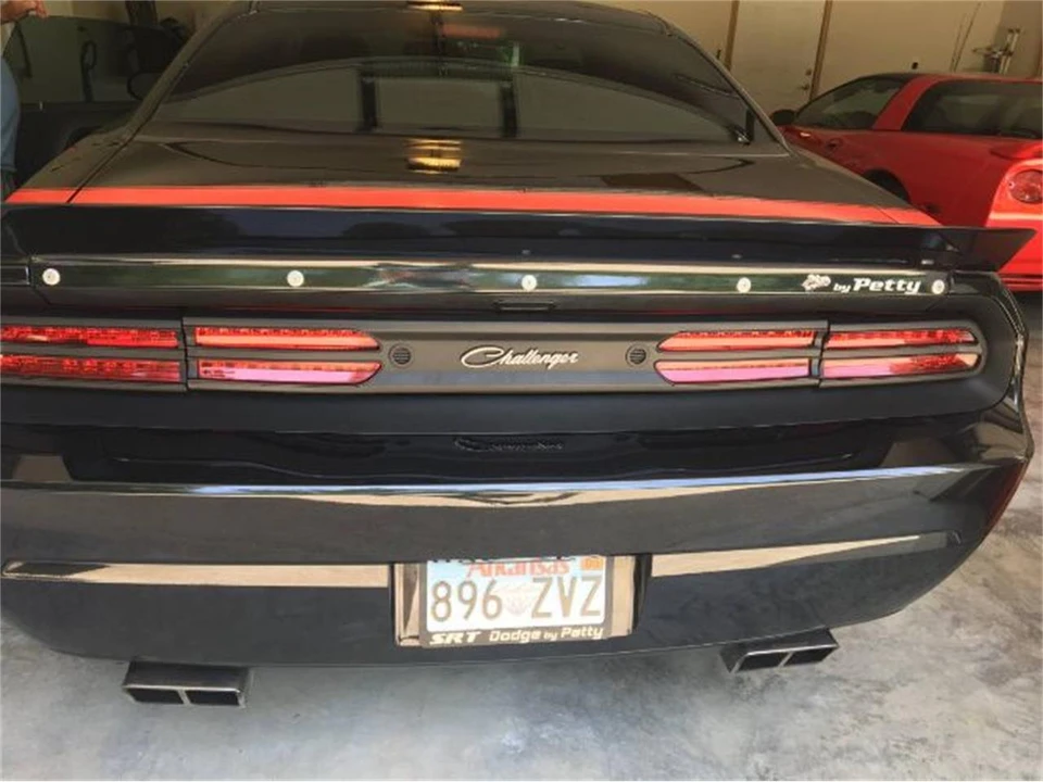 2011 Dodge Challenger 3rd Gen - Image 22 of 23