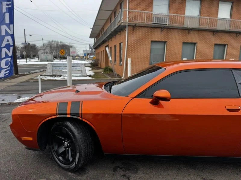 2011 Dodge Challenger 3rd Gen - Image 7 of 12