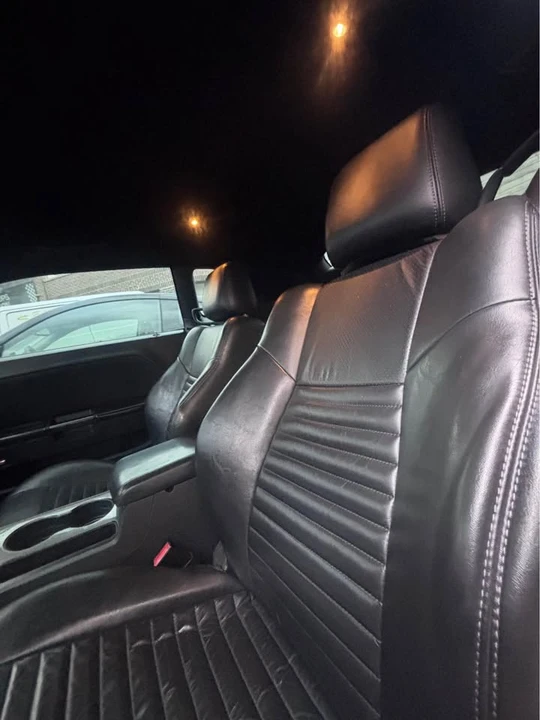 2011 Dodge Challenger 3rd Gen - Image 3 of 4