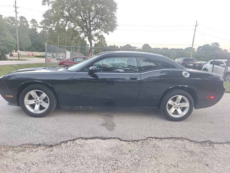 2011 Dodge Challenger 3rd Gen - Image 2 of 12