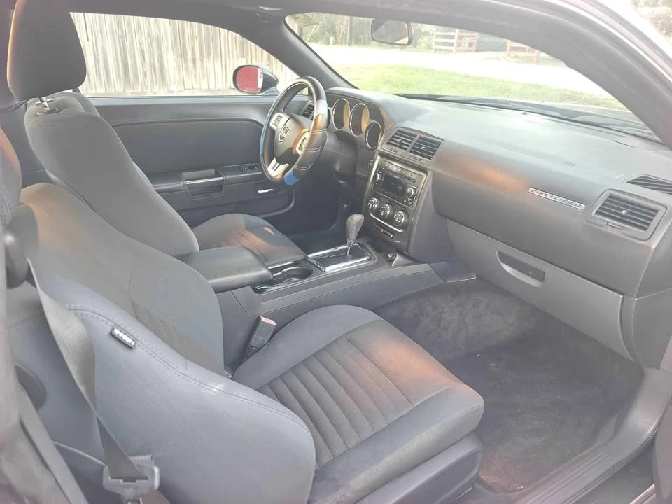 2011 Dodge Challenger 3rd Gen - Image 9 of 12