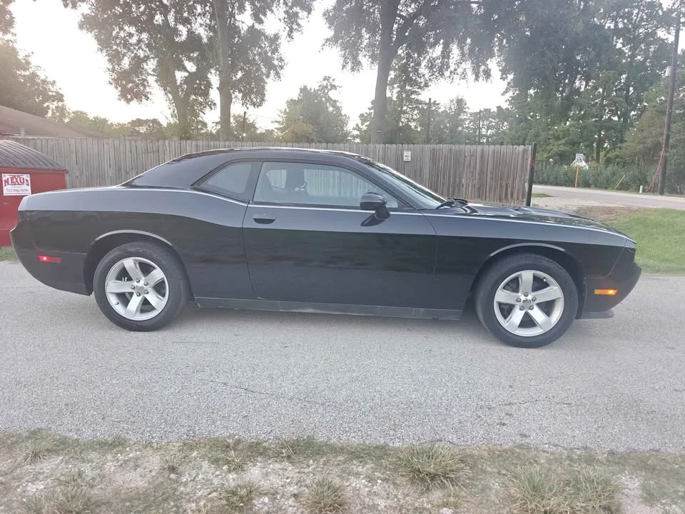 2011 Dodge Challenger 3rd Gen - Image 6 of 12