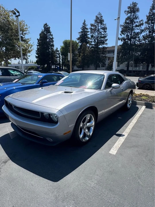 2011 Dodge Challenger 3rd Gen - Image 3 of 7