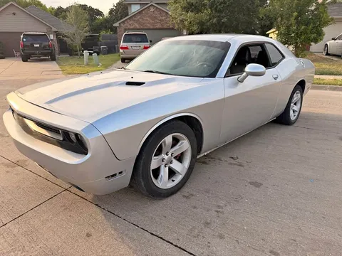 2011 Dodge Challenger Coupe 2D