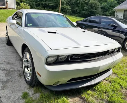 2011 Dodge Challenger Coupe 2D