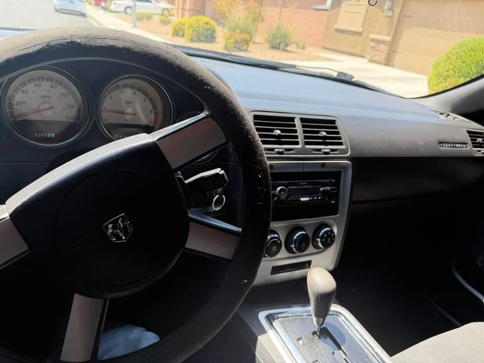 2011 Dodge Challenger 3rd Gen - Image 16 of 20