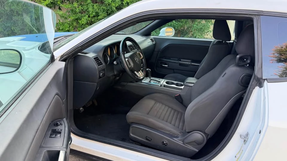 2011 Dodge Challenger 3rd Gen - Image 17 of 20