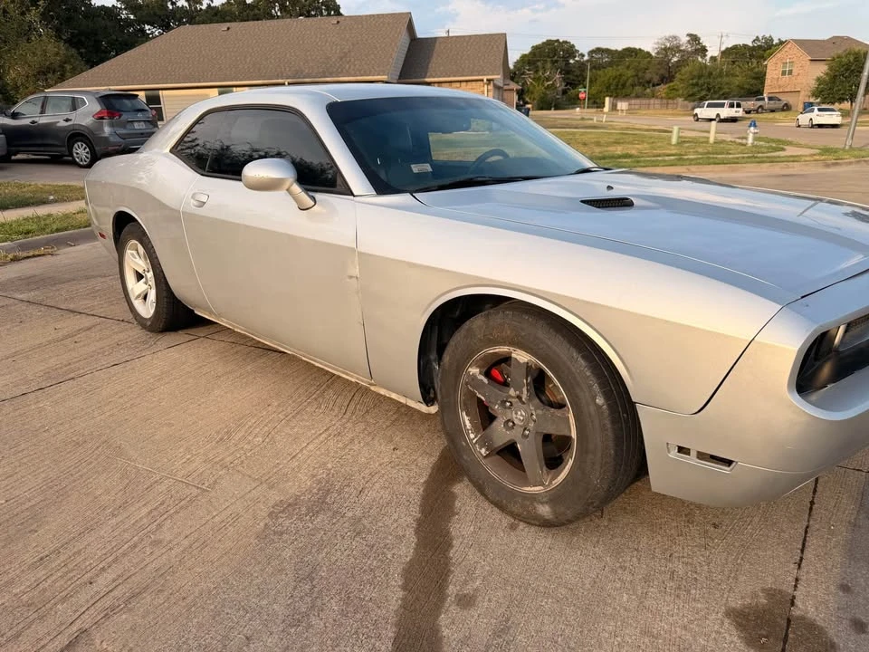 2011 Dodge Challenger 3rd Gen - Image 4 of 6
