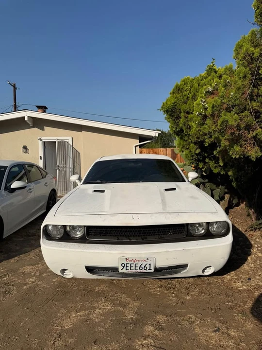 2011 Dodge Challenger 3rd Gen - Image 3 of 5
