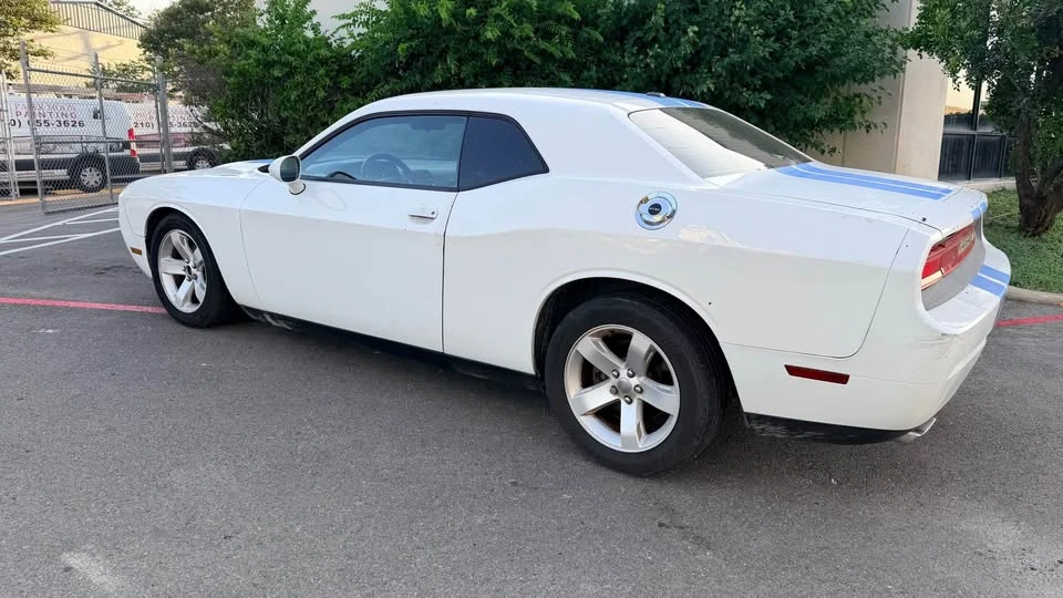 2011 Dodge Challenger 3rd Gen - Image 20 of 20