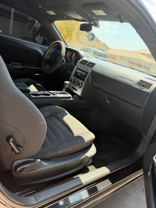 2011 Dodge Challenger 3rd Gen - Image 15 of 20