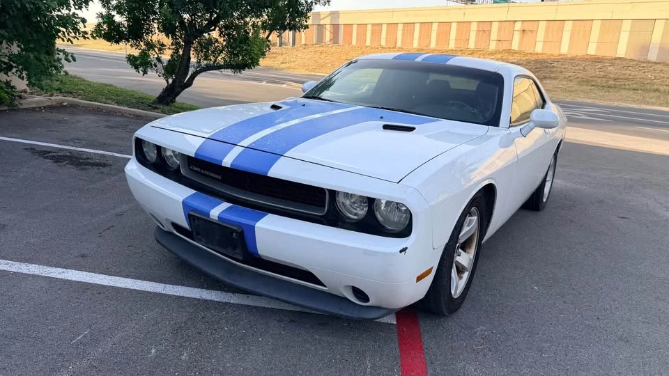 2011 Dodge Challenger 3rd Gen - Image 3 of 20