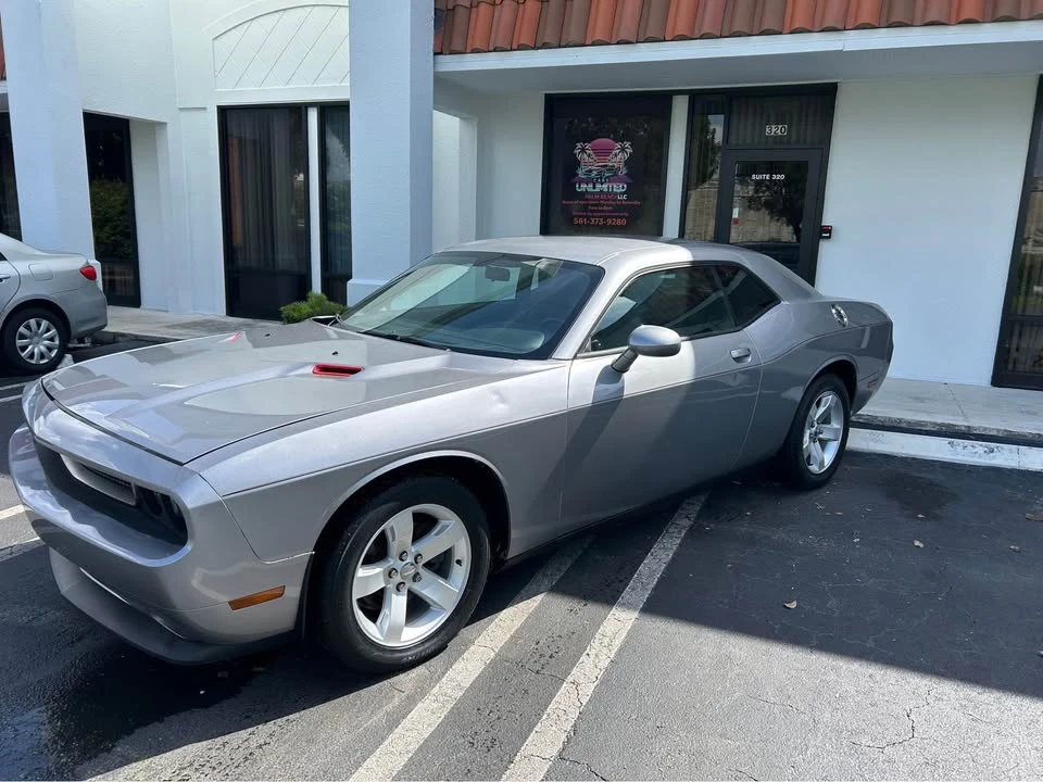 2011 Dodge Challenger 3rd Gen - Image 9 of 14