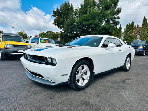 2011 Dodge Challenger Coupe 2D