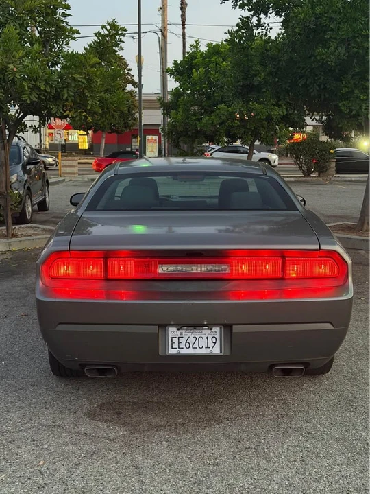 2011 Dodge Challenger 3rd Gen - Image 8 of 17