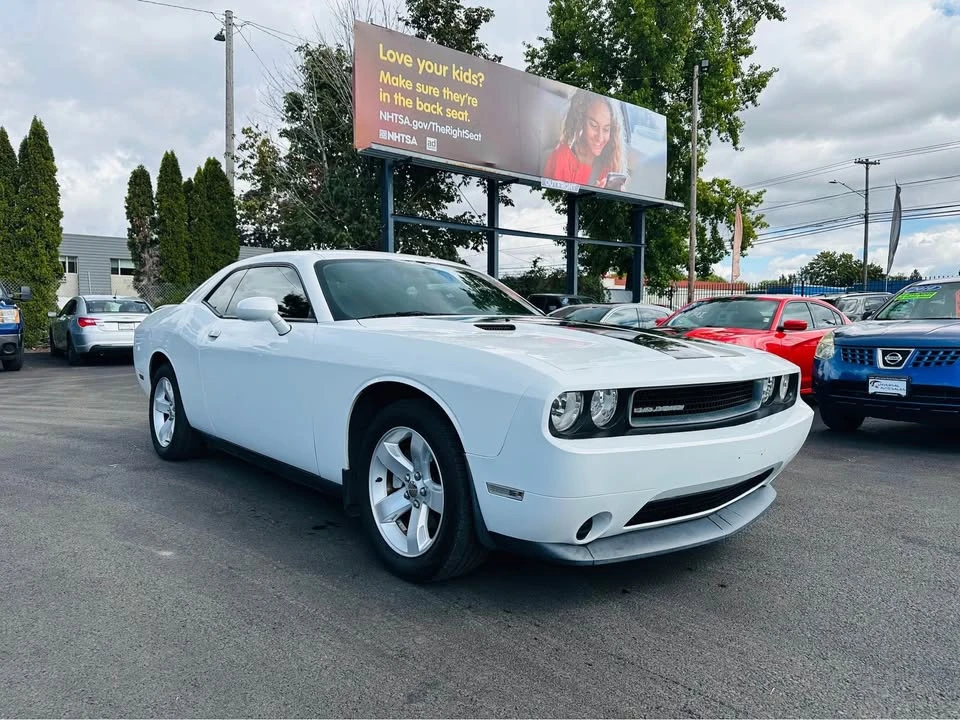 2011 Dodge Challenger 3rd Gen - Image 2 of 4