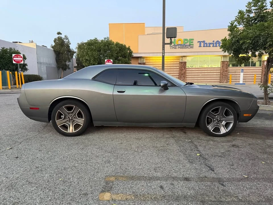 2011 Dodge Challenger 3rd Gen - Image 7 of 17