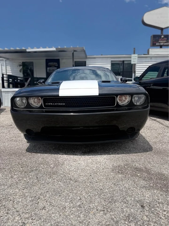 2011 Dodge Challenger 3rd Gen - Image 5 of 7