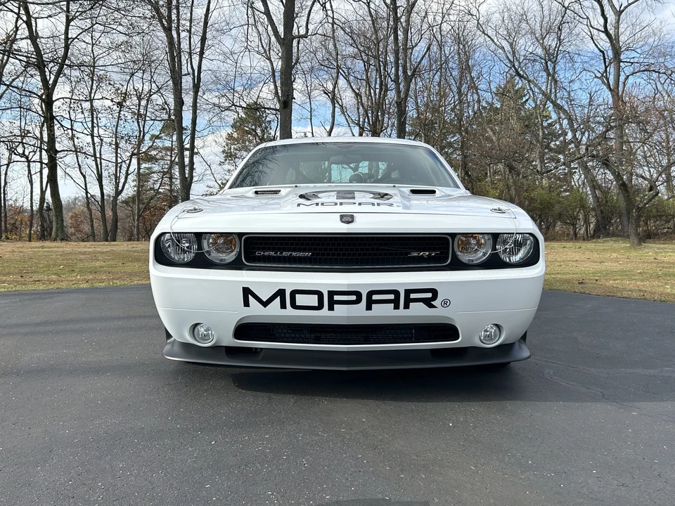 2011 Dodge Challenger 3rd Gen - Image 6 of 31