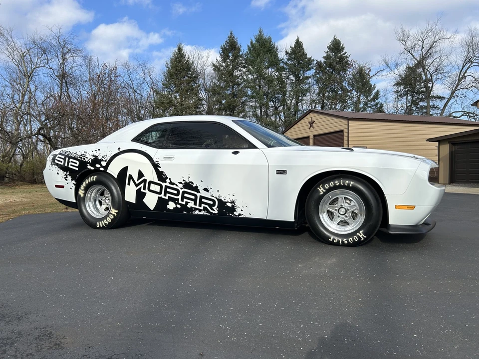 2011 Dodge Challenger 3rd Gen - Image 11 of 31