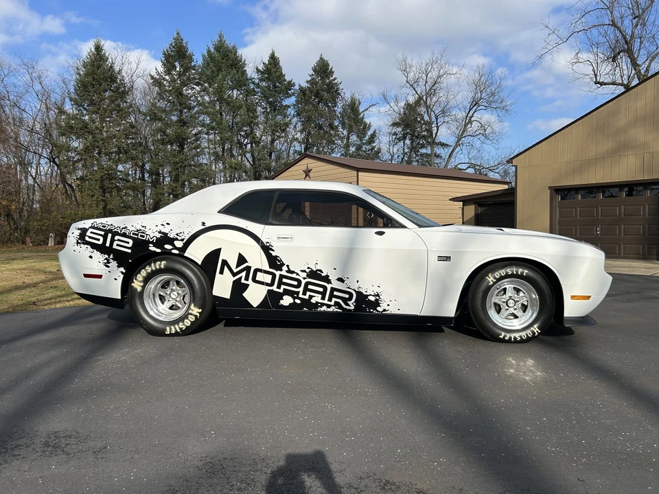 2011 Dodge Challenger 3rd Gen - Image 12 of 31