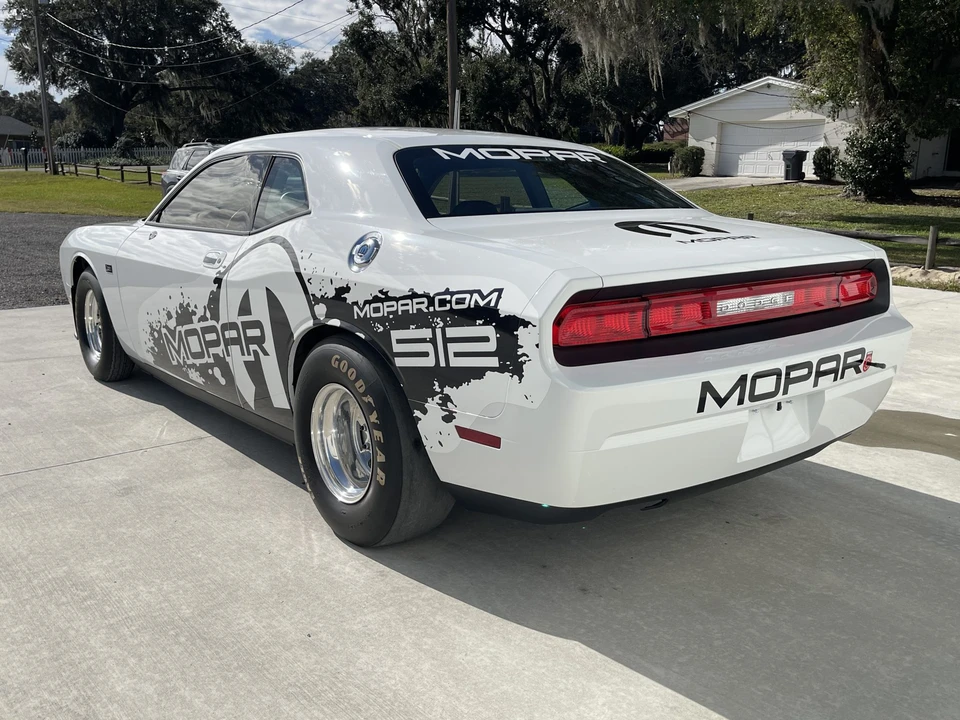 2011 Dodge Challenger 3rd Gen - Image 7 of 31
