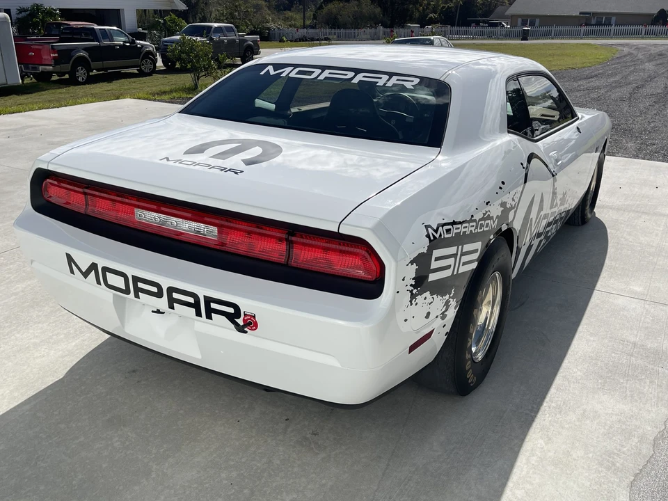 2011 Dodge Challenger 3rd Gen - Image 8 of 31