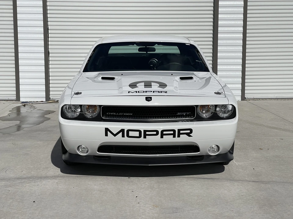 2011 Dodge Challenger 3rd Gen - Image 13 of 31