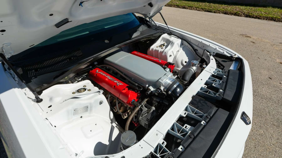 2011 Dodge Challenger 3rd Gen - Image 7 of 23