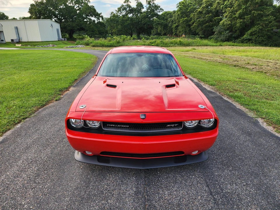 2011 Dodge Challenger 3rd Gen - Image 17 of 31