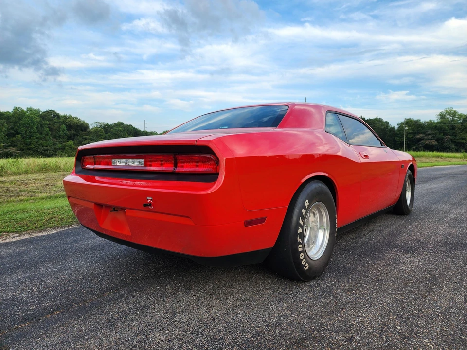 2011 Dodge Challenger 3rd Gen - Image 10 of 31