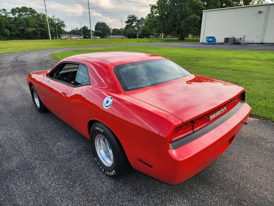2011 Dodge Challenger 3rd Gen - Image 6 of 31