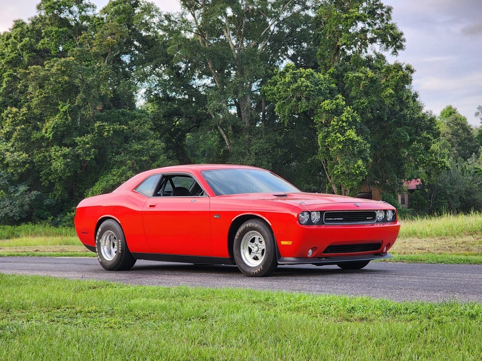 2011 Dodge Challenger 3rd Gen - Image 16 of 31