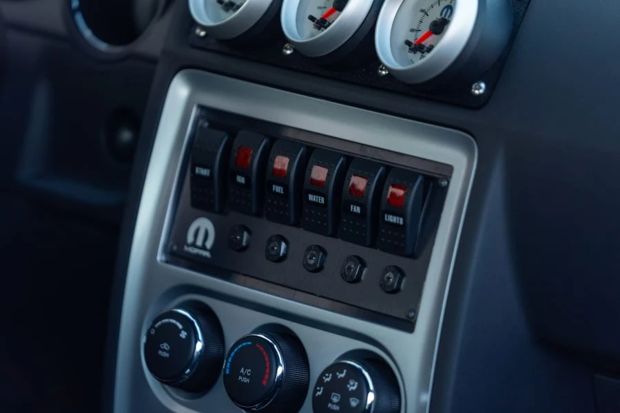 2011 Dodge Challenger 3rd Gen - Image 23 of 31