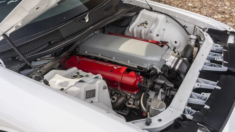 2011 Dodge Challenger 3rd Gen - Image 7 of 30
