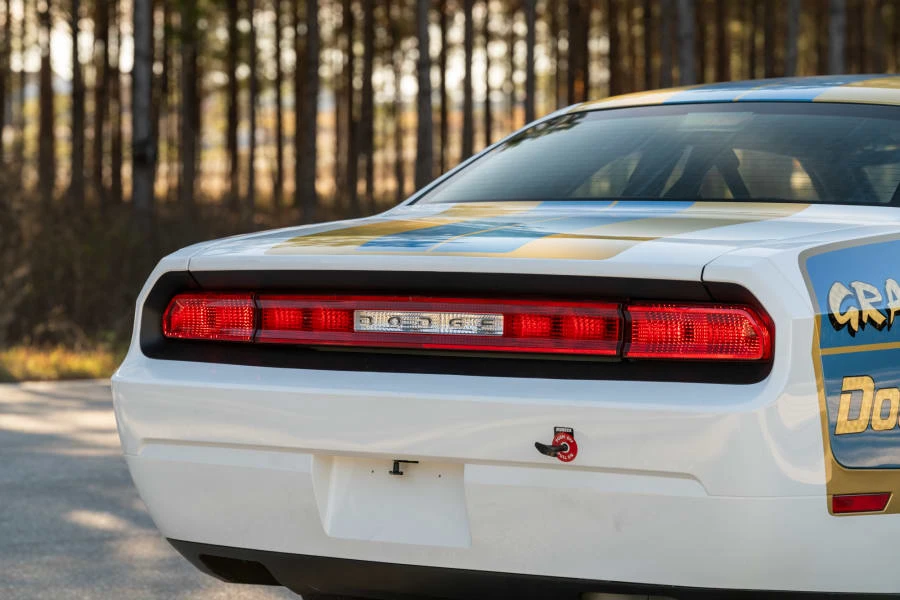 2011 Dodge Challenger 3rd Gen - Image 7 of 31