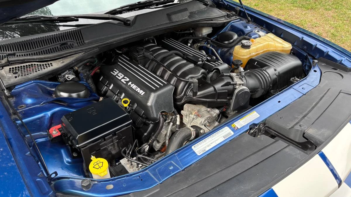 2011 Dodge Challenger - Image 5 of 7