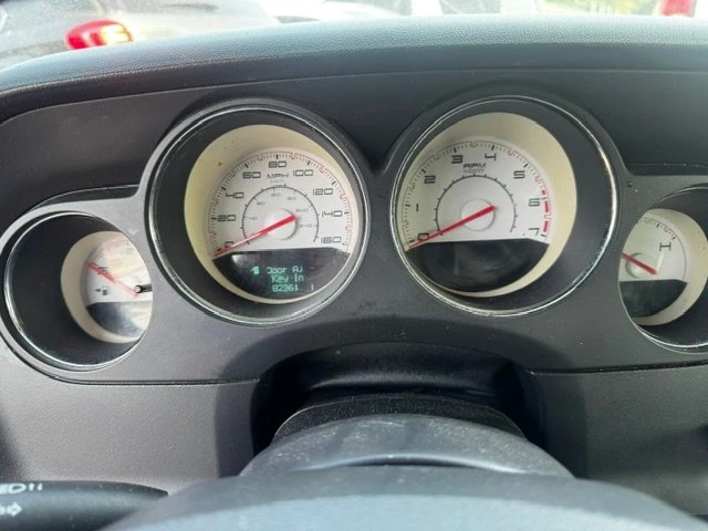 2011 Dodge Challenger 3rd Gen - Image 7 of 8