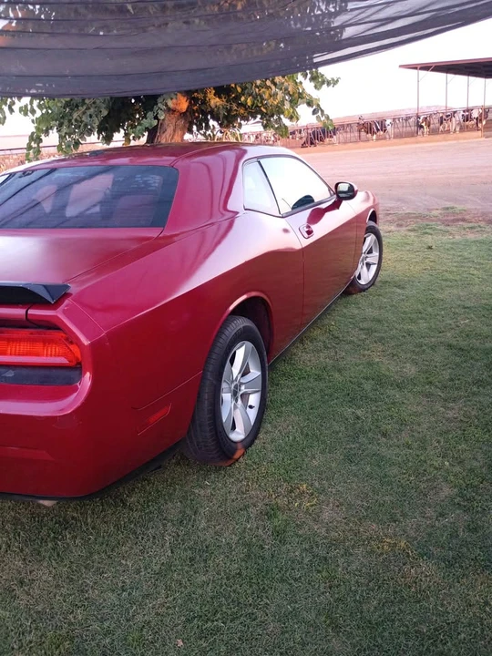 2011 Dodge Challenger 3rd Gen - Image 2 of 11