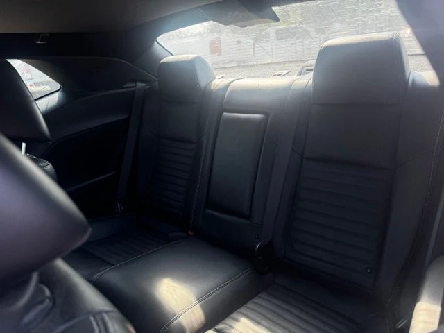 2011 Dodge Challenger 3rd Gen - Image 6 of 8