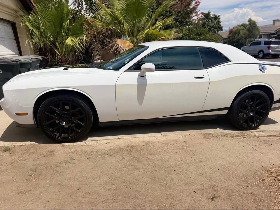 2011 Dodge Challenger 3rd Gen - Image 4 of 7