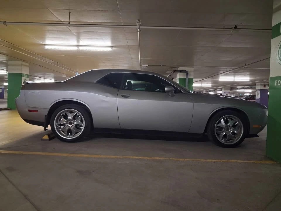 2011 Dodge Challenger 3rd Gen - Image 2 of 8