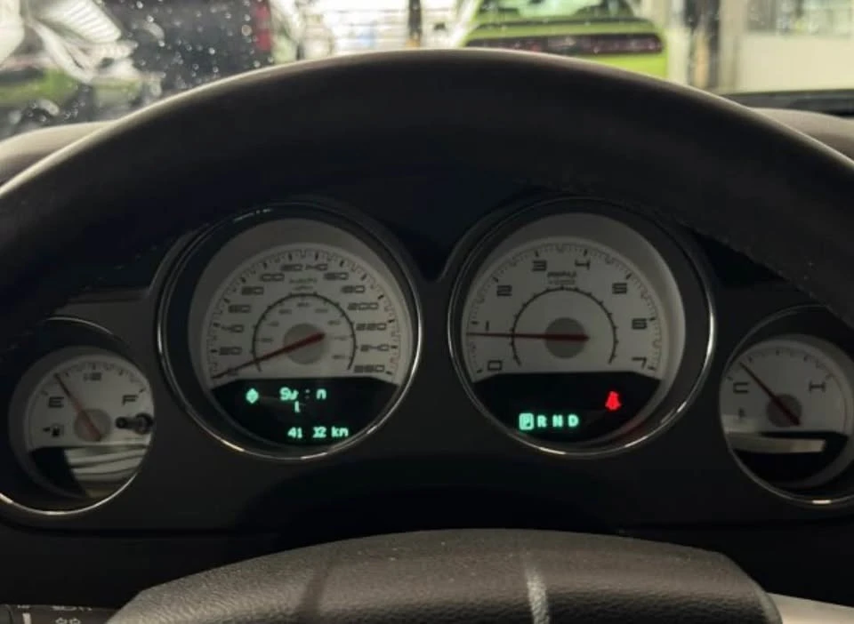 2011 Dodge Challenger 3rd Gen - Image 10 of 19