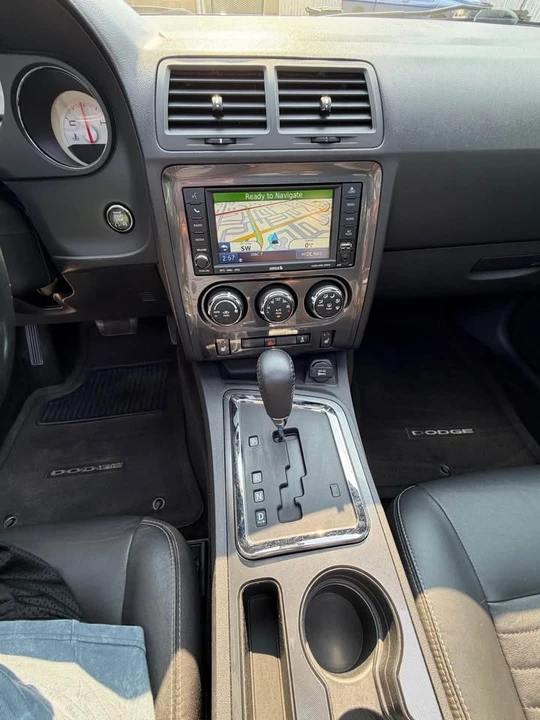 2011 Dodge Challenger 3rd Gen - Image 14 of 19