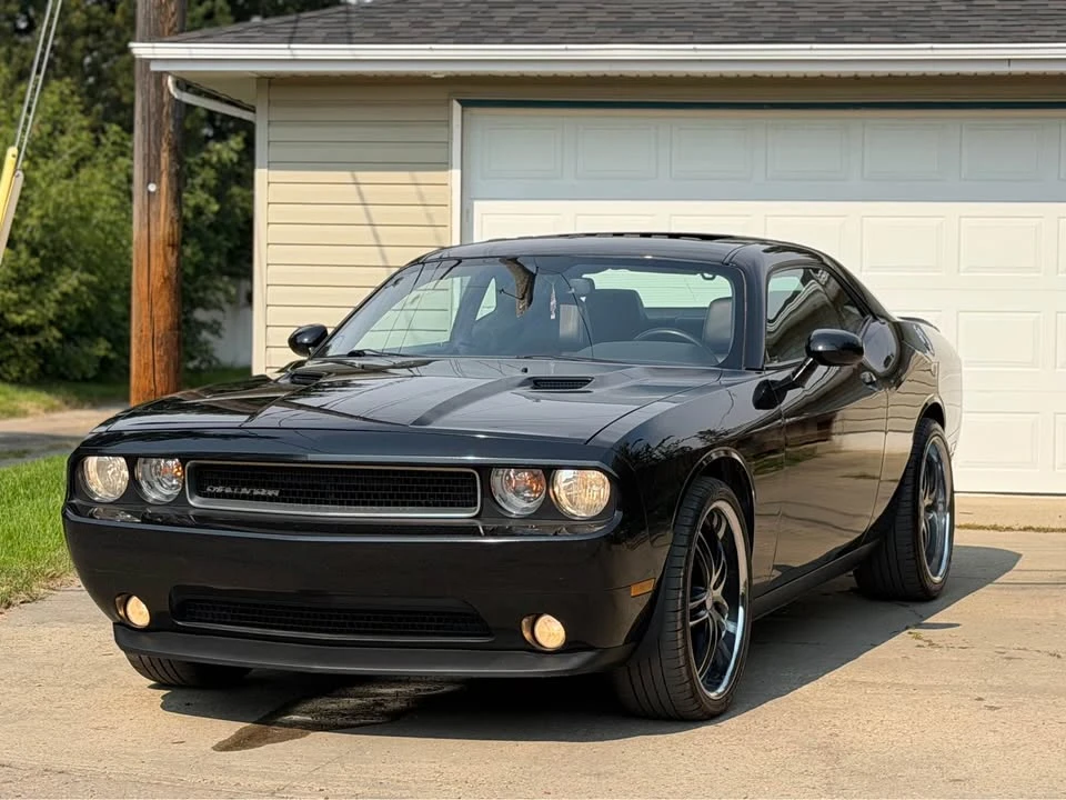 2011 Dodge Challenger 3rd Gen - Image 3 of 19