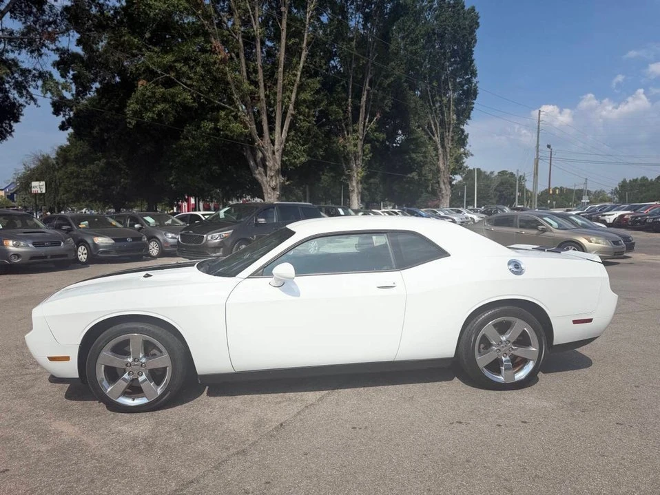 2011 Dodge Challenger 3rd Gen - Image 8 of 20